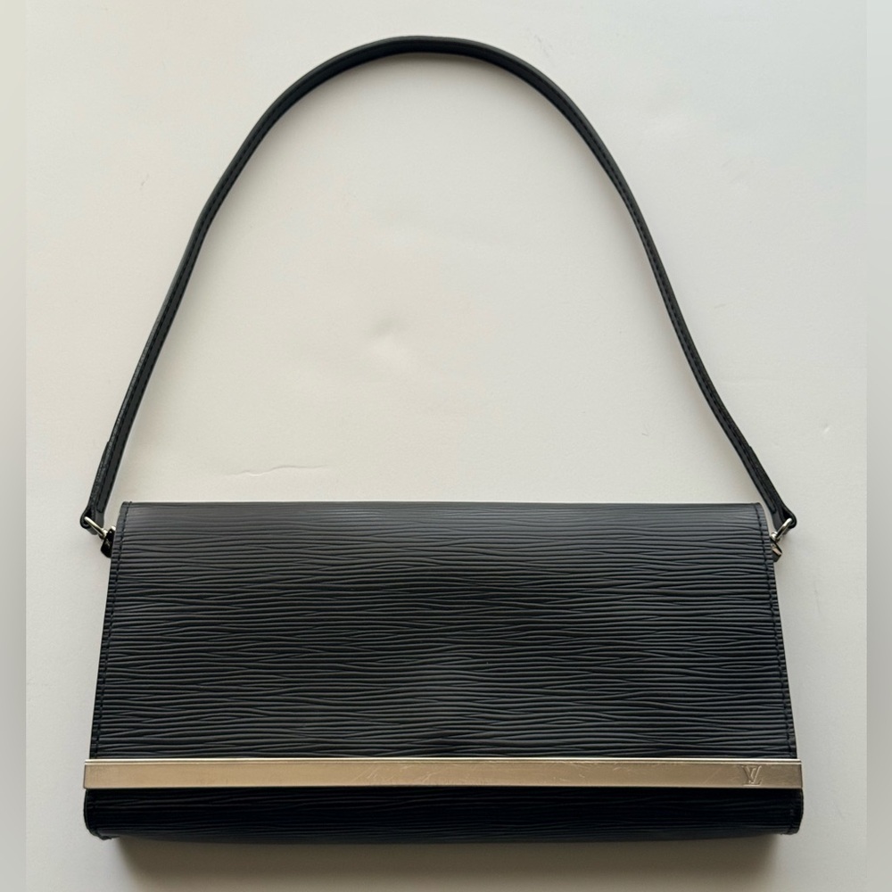Louis Vuitton Black Epi Nocture Shoulder Bag Authentic